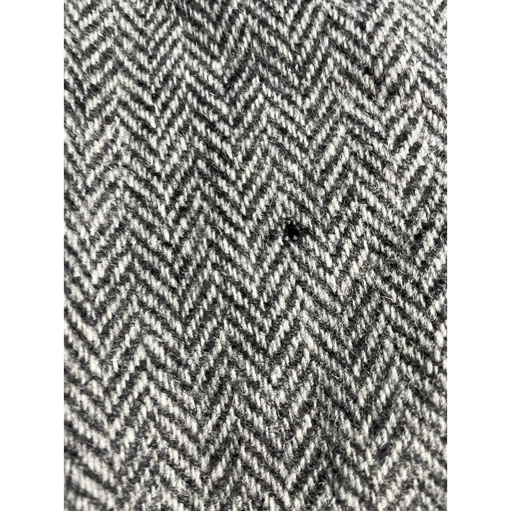 Harris Tweed Gray Herringbone Sport Coat 100% Scottish Wool VTG USA‎